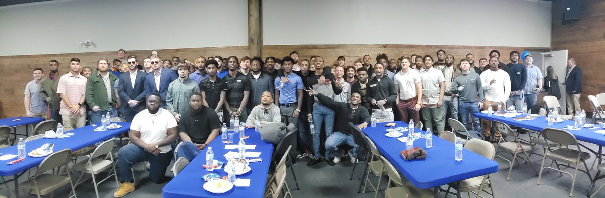 LCU_ftball's tweet photo. Another great team church this morning! Thanks to @HOW_Church for the service and the meal! #LCommitment https://t.co/YsoJ0nIV0f