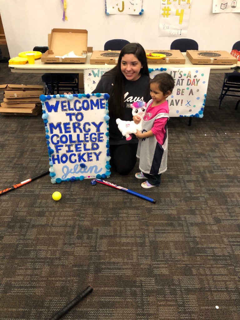 MercyMavericks's tweet photo. Welcome to Mercy Field Hockey and our Mav family Jelien! #FriendsofJaclyn #TeamJelien https://t.co/BExcyitPfc