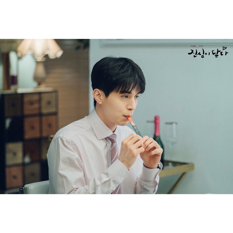 ли дон ук новый год. новогодние дорамы. Lee dong wook сказание о кумихо. ли дон ук и гон ю фотосессия. A year-end medley фильм 2021.