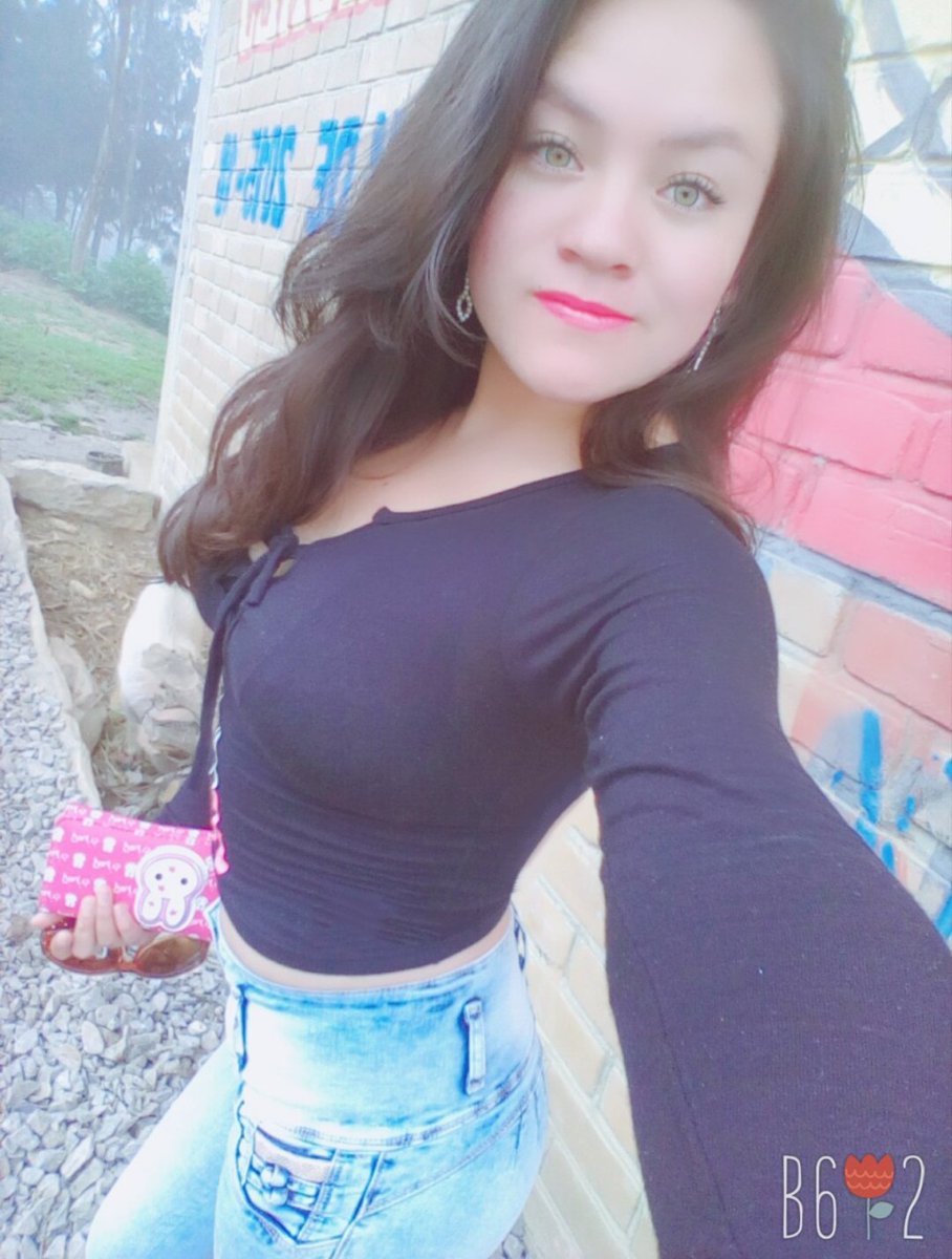 sofiasmith69's tweet image. Manden DM amores!!!! Prometo contestar y si quieren ver algo más podemos negociar😏🤭❤