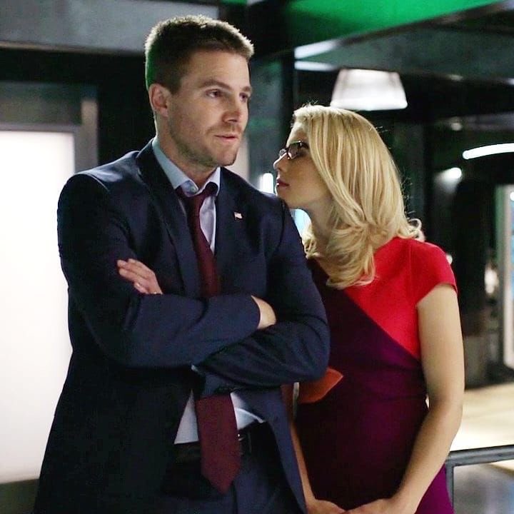 OlicityBliss's tweet photo. Leans on you  💕😍😙 #Olicity https://t.co/K5tbbDh1Cu