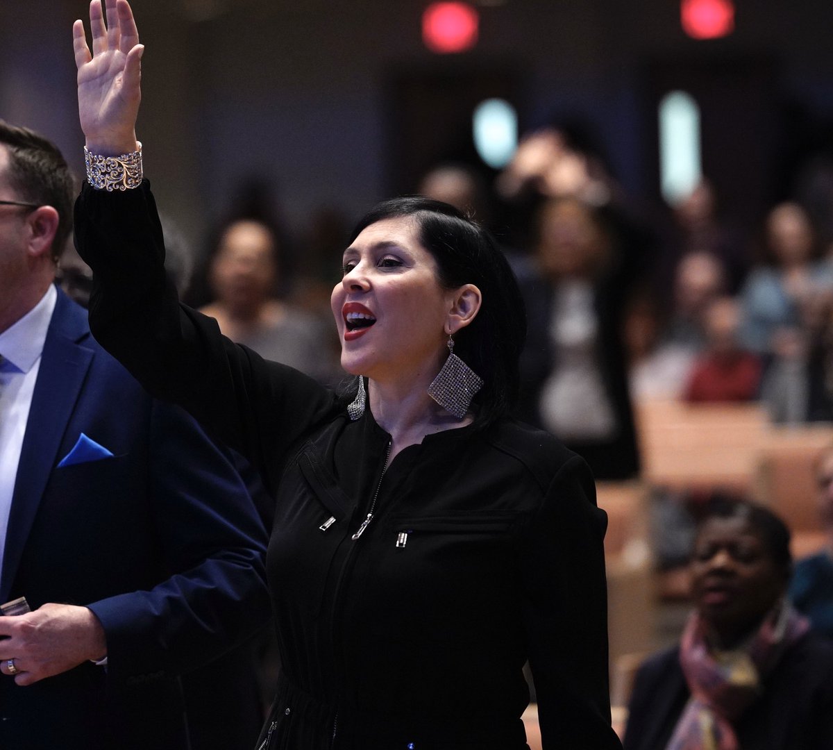 EpicChurchIntl's tweet photo. “Whatever you are facing today, God has equipped you to overcome it” - @PastorJJW 

What an EPIC service about the most EPIC exit ever! Just as the Israelites left Egypt with a high hand, we too can exit our Egypt with a high hand! Through this, God will get all the glory!! https://t.co/gVlFr5H2oW