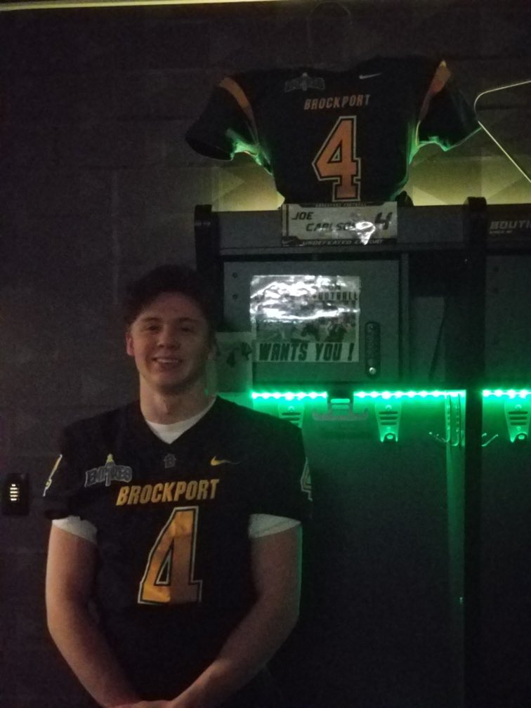 Joe Carlson tweet media