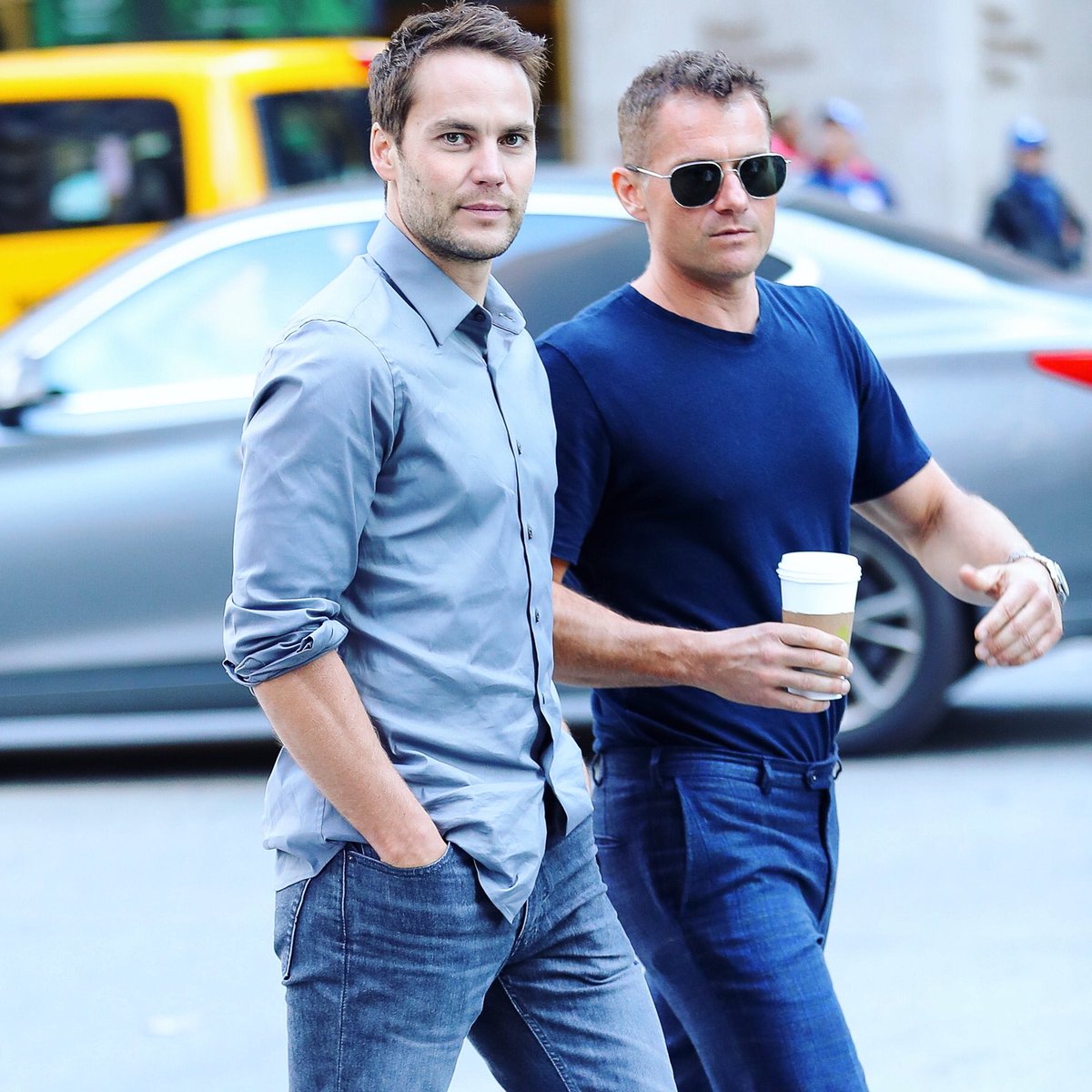 #fallback on a Sunday. Taylor with James Badge Dale out in New York while promoting Only the Brave. #taylorkitsch #jamesbadgedale #newyork #onlythebrave