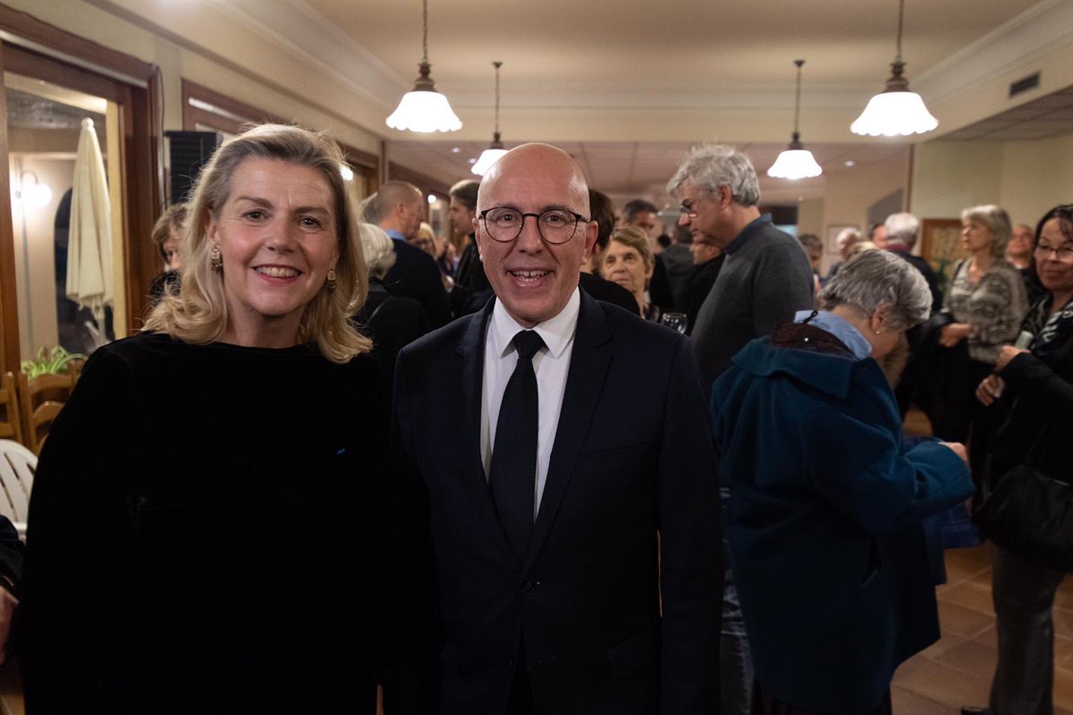 eric ciotti pa twitter tres heureux d etre aux cotes d anne sattonnet pour ses vœux aux vencoises et aux vencois vence a de la chance d avoir une femme comme elle fidele a ses convictions