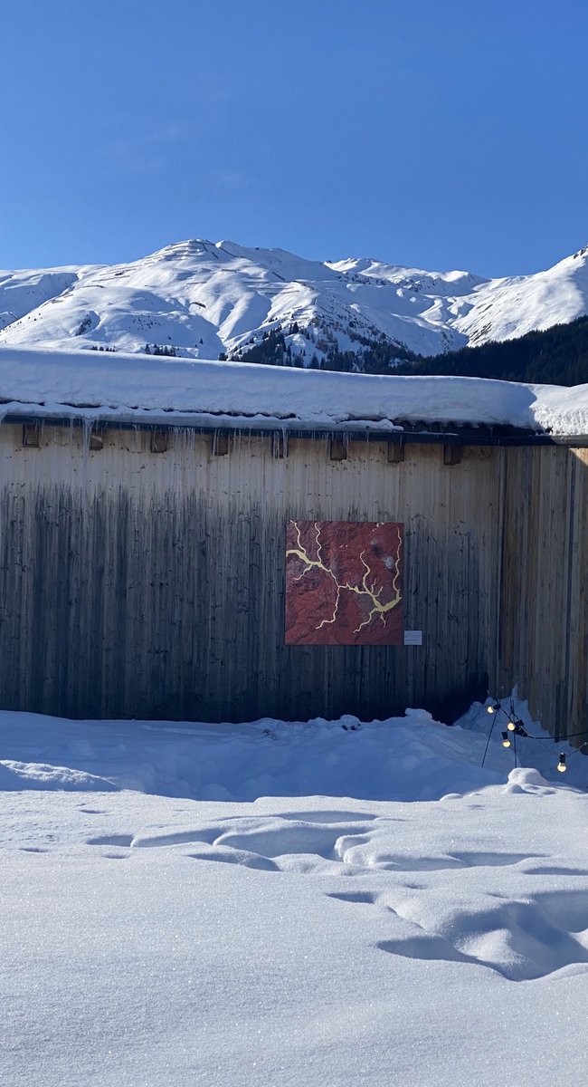 kasgraphics's tweet image. #davos2020#climatechange#exhibition#roksanaciurysek#terradust#plantingtreeswithart