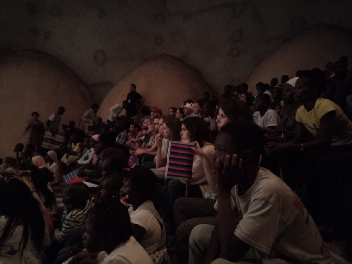 Le temps des corps en mouvement, il est le temps de Fari Foni Wati à Bamako. Un laboratoire de Danse contemporaine suivi de son festival. Tous les ans à la même période les Chorégraphes d'Afrique et de sa diaspora prennent rendez-vous avec Bamako 
#FFW2020 #Blonba.
#Maliculture