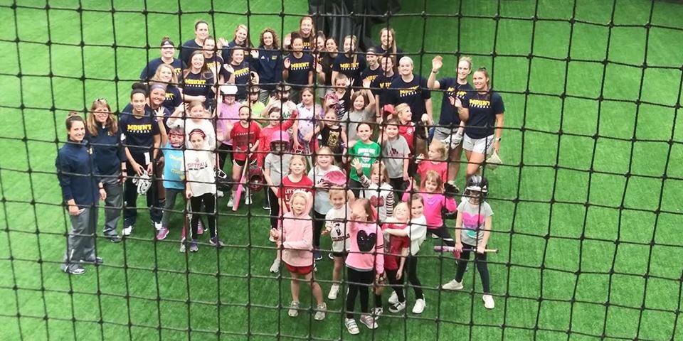 CoachJackieSB's tweet photo. A Special Thank You to Mount St Joe Softball and OHYA Coordinator, Christy Stoffran for the fantastic clinic put on for our youth. One step closer❤️🥎💪🏻 #YouthWins #OHYA #WinWithin #OHSBfamily #OurFuture @ohyasports @OHLSD https://t.co/TkRzG4B1bY