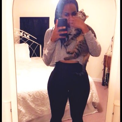 Trelaya's tweet photo. #NewProfilePic https://t.co/EzYPrGz60r