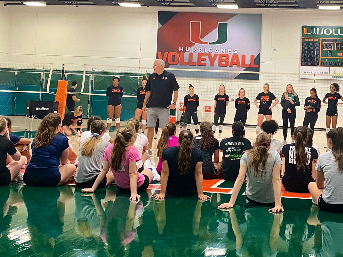 RileyShahin's tweet photo. Thank you @CanesVB for another great camp and an opportunity to learn from the best of the best!! Can’t wait until summer 2020 overnight elite  🧡💚 @coachKCvb @jkg67 #ItsAllAboutTheU https://t.co/1X0vbmEFjl