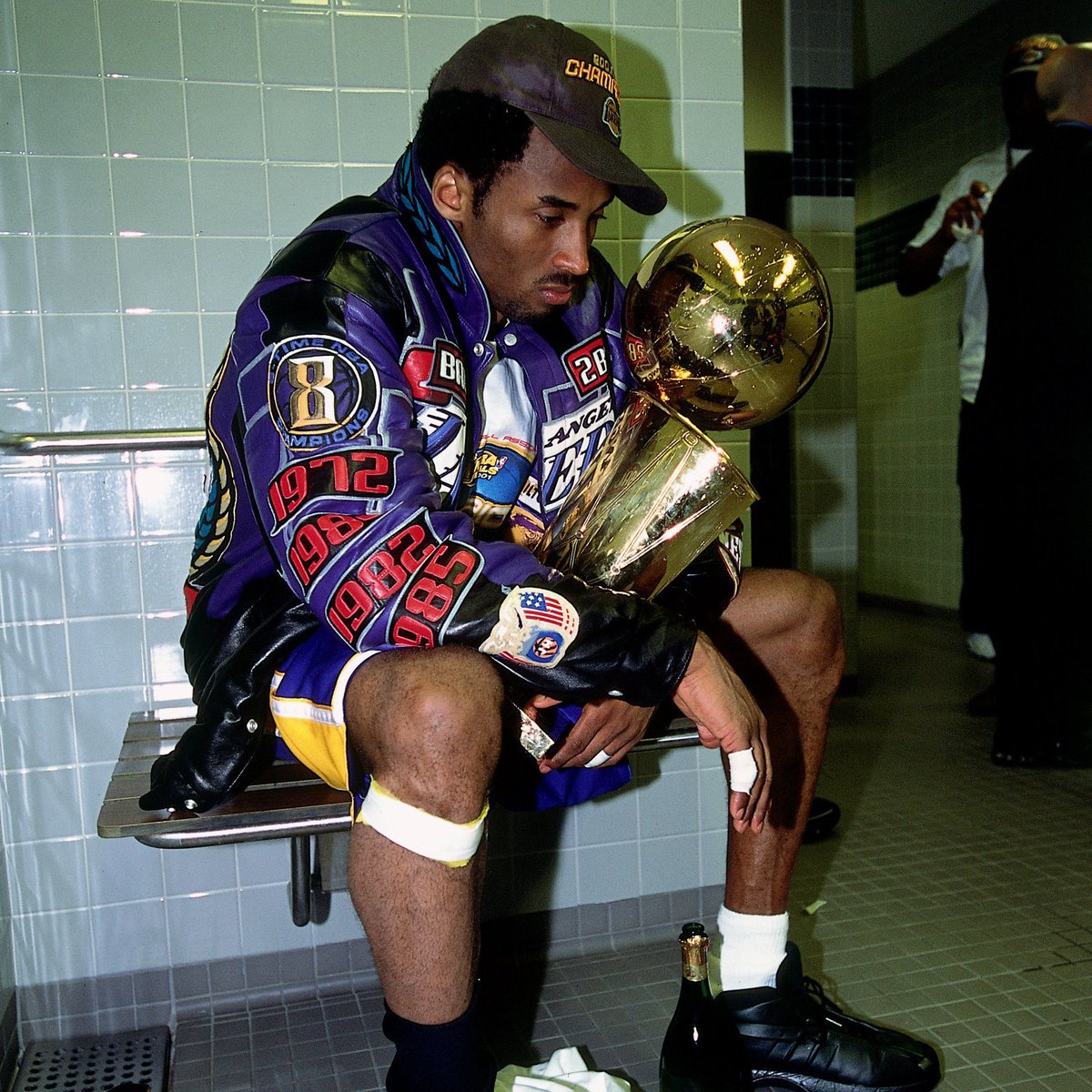 austinxwhite's tweet photo. The reason I got into basketball... rip Kobe https://t.co/8fSk8fZouR
