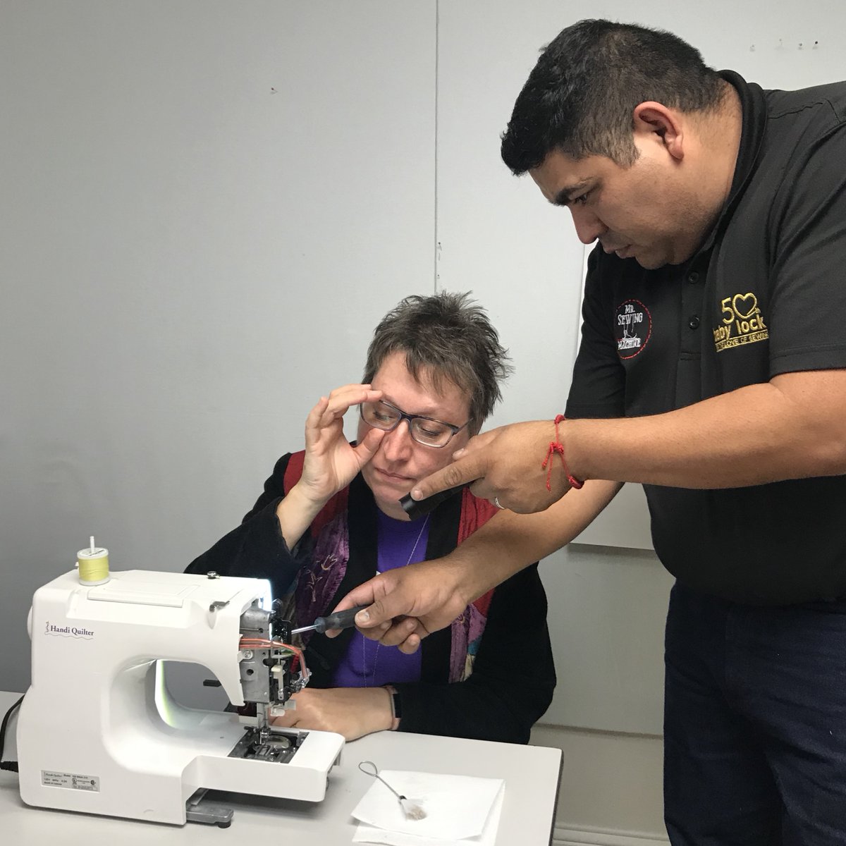 UrbanSpools's tweet image. Our Sewing Machine Maintenance Class was a success! 👍👍 Thanks to our exceptional Students and the expert Technicians from @mrsewingmachine! 

#sewingmachinelove #sewingeducation #sewingmachinewhisperer #dfwsewers #sewmuchfun #urbanspools #dallassewing #sewingmachine