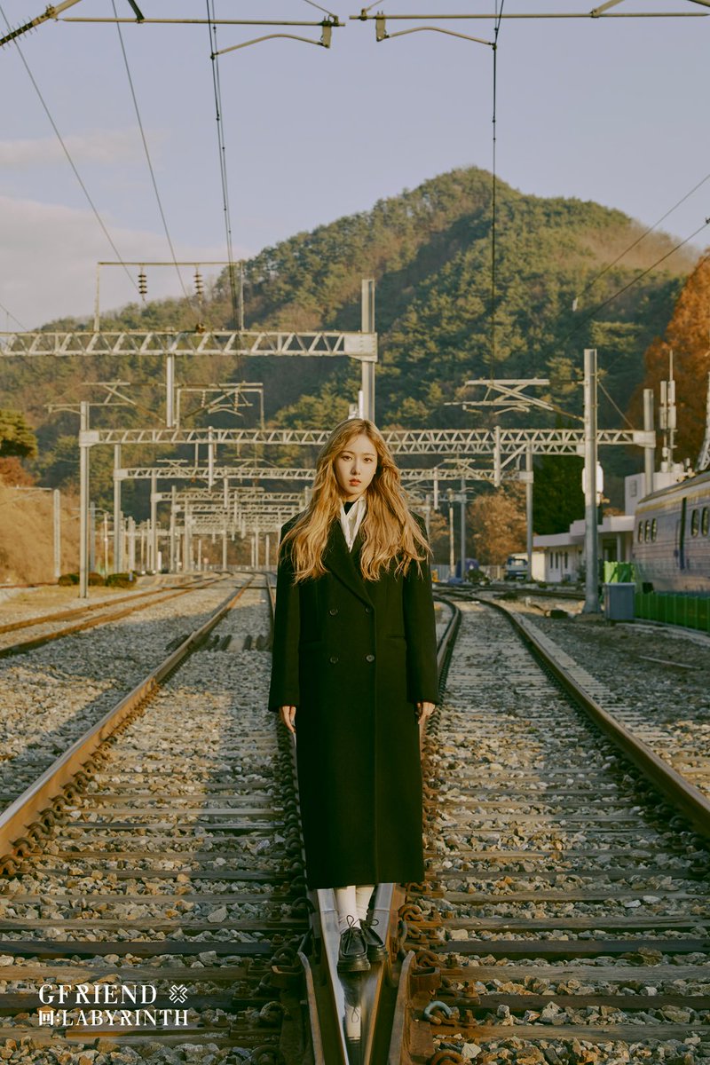 LOV6BUG's tweet photo. #여자친구 #GFRIEND
回:LABYRINTH Concept Photo
 
<Crossroads 6>

#回_LABYRINTH
🎧 2020.02.03 PM 6:00 (KST) https://t.co/Cgdix7KssO