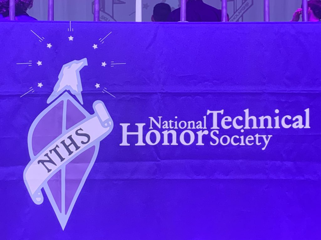 LincolnHighWV's tweet photo. Lincoln High School held induction ceremonies tonight for our National Technical Honor Society.  The first one in the county!! Great job!! 🐾 #CougarProud https://t.co/4edDrY94cQ