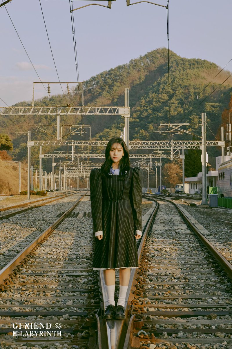LOV6BUG's tweet photo. #여자친구 #GFRIEND
回:LABYRINTH Concept Photo
 
<Crossroads 7>

#回_LABYRINTH
🎧 2020.02.03 PM 6:00 (KST) https://t.co/gGp4kz85pi