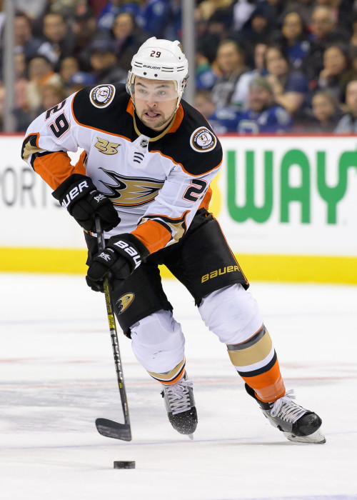 Today's final Shootout Classic fact is <a href="/devinshore/">Devin Shore</a> played with @WhitbyFuryJrA of the <a href="/ojhl/">OJota HacheEle</a> before committing to <a href="/MaineIceHockey/">Maine Men’s Ice Hockey</a> and on to the NHL. We will have members of the #ojhl at our 2021 showcase. #hockey