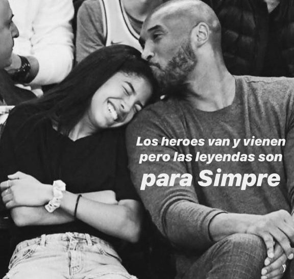 MakeWebMx's tweet photo. Rest In Pace!

Padre, esposo, basketballista, filantripo mentor muere. Triste noticia de el día de hoy #kobebryant muere en un terrible accidente en helicóptero. https://t.co/ua6Vi4X8yy