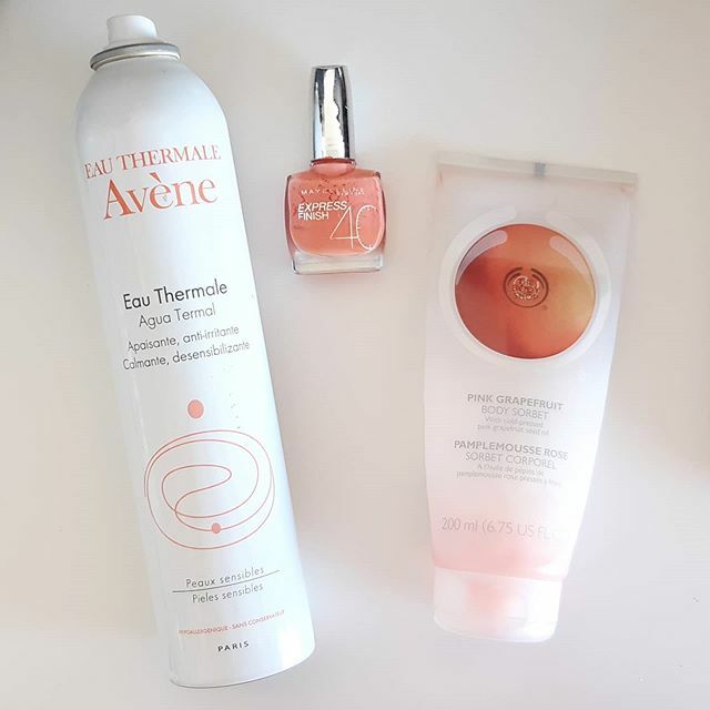 bagofmakeup's tweet photo. Empties. Loved them all except the body sorbet, the smell is amazing but the texture it's weird.
.
.
.
#projectpan #projectpan2019 #beauty #beautyblogger #panporn #panthatpalette #aufgebraucht #panthatpalette2019 #empties #terminados #makeup #skincare #avene #Maybelline #the… https://t.co/bC69siwahW