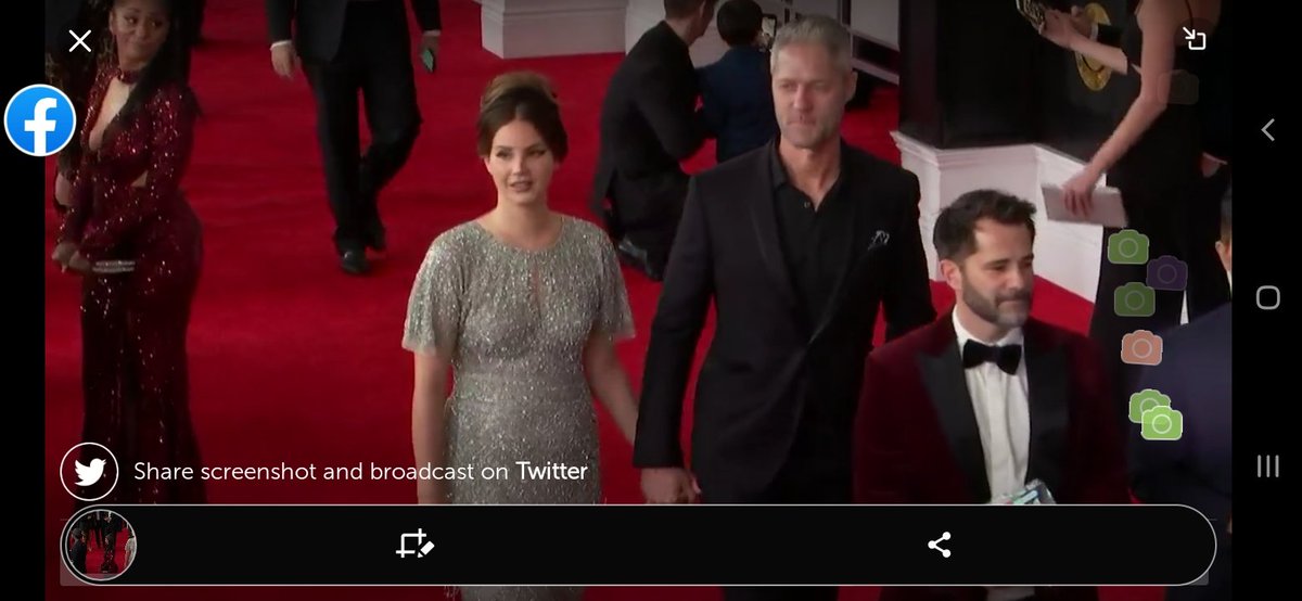 denss_bihay_10s's tweet photo. Lana Del Rey at Grammys 2020 red carpet! βοΈπΈπ»π
.
#LanaDelRey #LanaDelRey621 #GoddessOf621 #QueenOf621 #queenofalternative #Grammys2020 #redcarpet #Grammys #LDR #LDRonDenss #SD0126 #DB0127 https://t.co/Kzhga8Cj3t