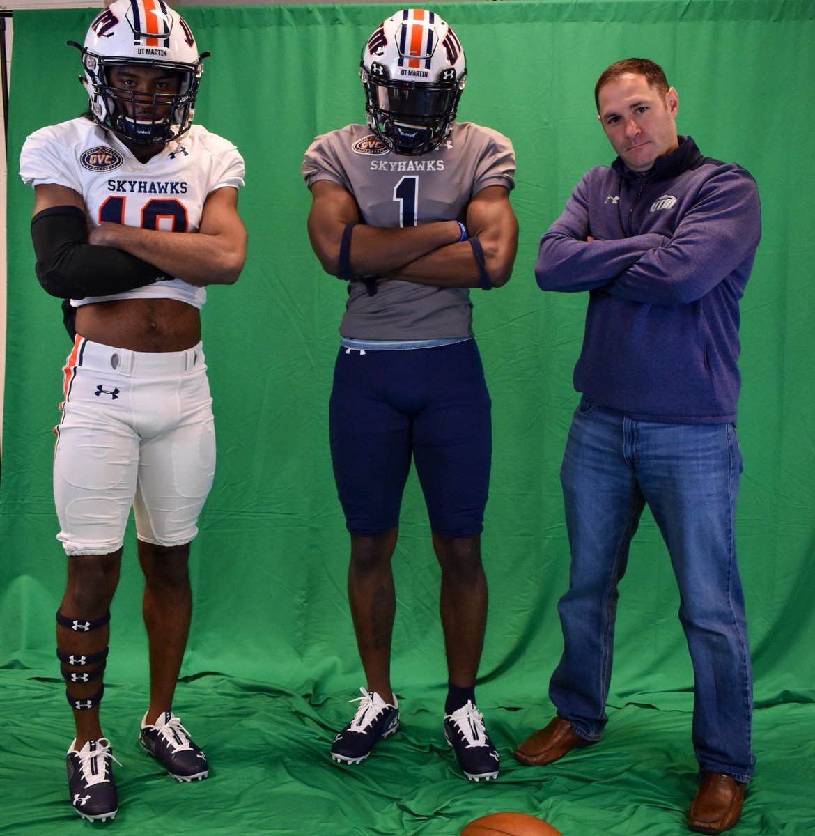 CJ_10X's tweet photo. Home Baby🧡💰@coachhillz @chris_polizzi #LLOutlaw🤧 https://t.co/RZQ1K0TThb