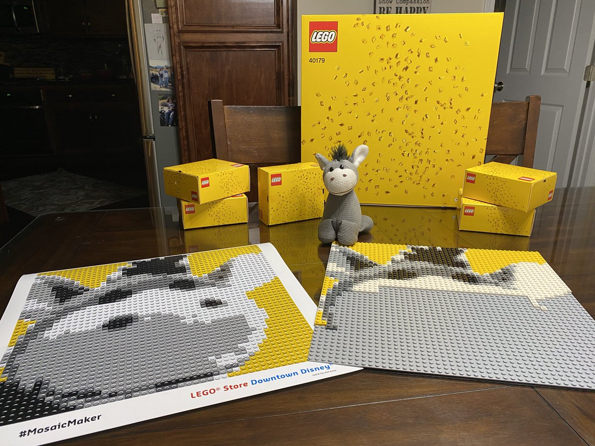 SteveBurro's tweet photo. Need to take a break. #livingmyburrolife #livingtheburrolife #steveburro #lego #roadtrip #legomosaicmaker #legostore #mosaic #downtowndisney #anahiem #Disneyland #legomosaic #thelegostore #mosaicmaker @lego #Anaheim https://t.co/UZObK81DHb