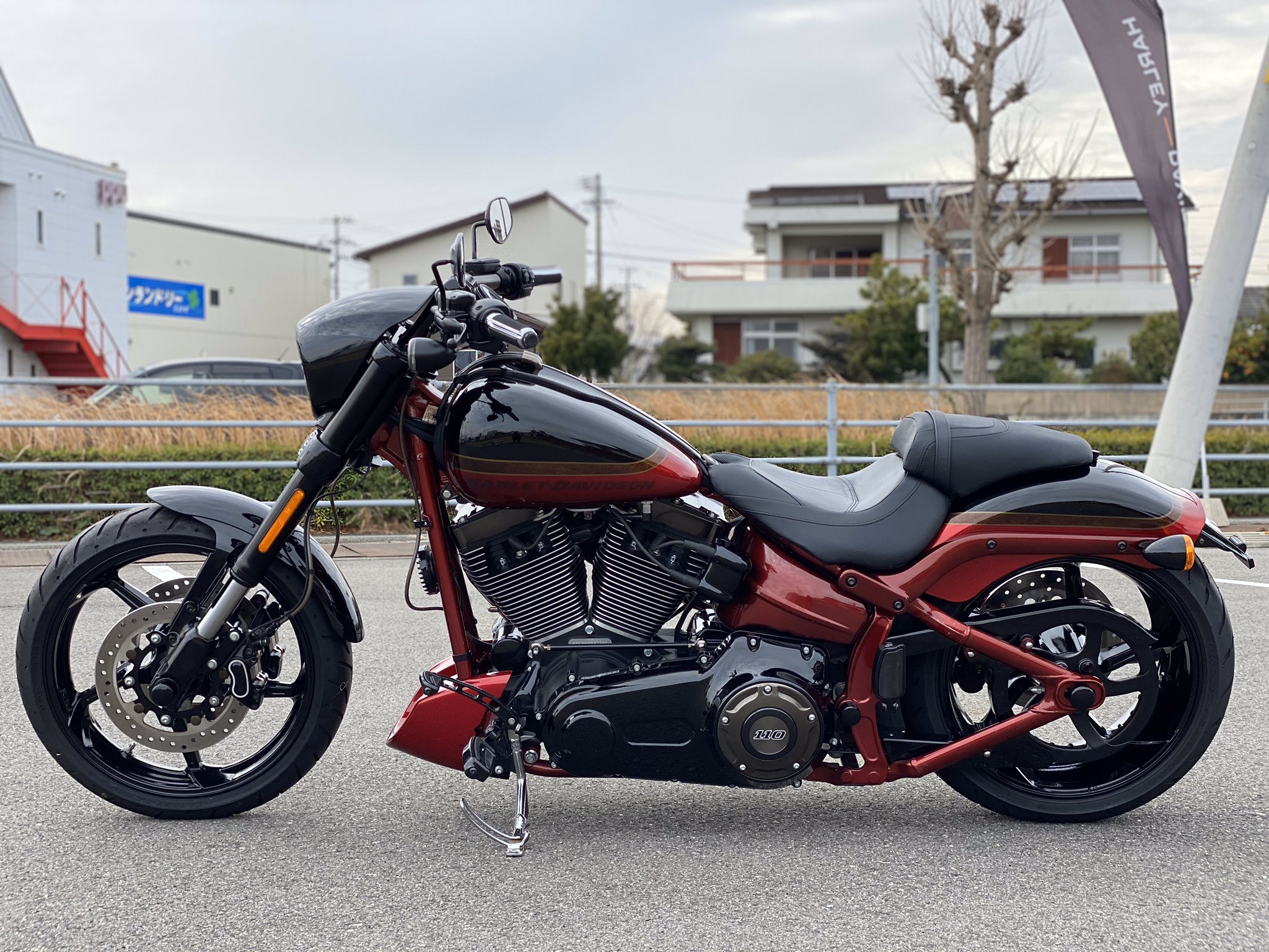 ハーレーダビッドソン徳島 極上の中古車入荷しました Fxse Cvo Cvoプロストリートブレイクアウト 17年モデルで走行1 754kmと少ない美車 車両価格262万円税込 希少な人気モデルです かっこいい ハーレーダビッドソン徳島 T Co