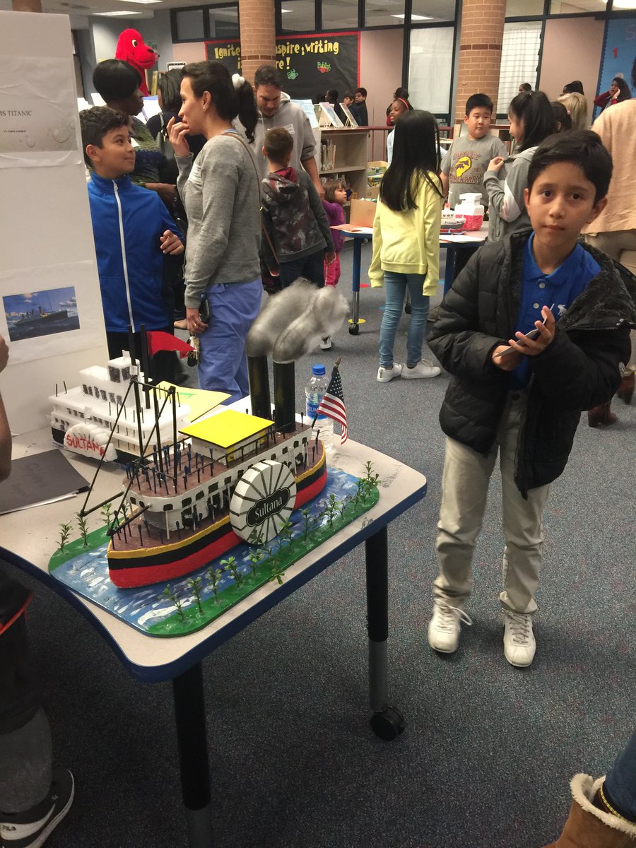 Demetrios45's tweet photo. @OutleyE  Great AIMS winter showcase this past Friday. The kids did an incredible job on their projects. https://t.co/KryrEpKC1K