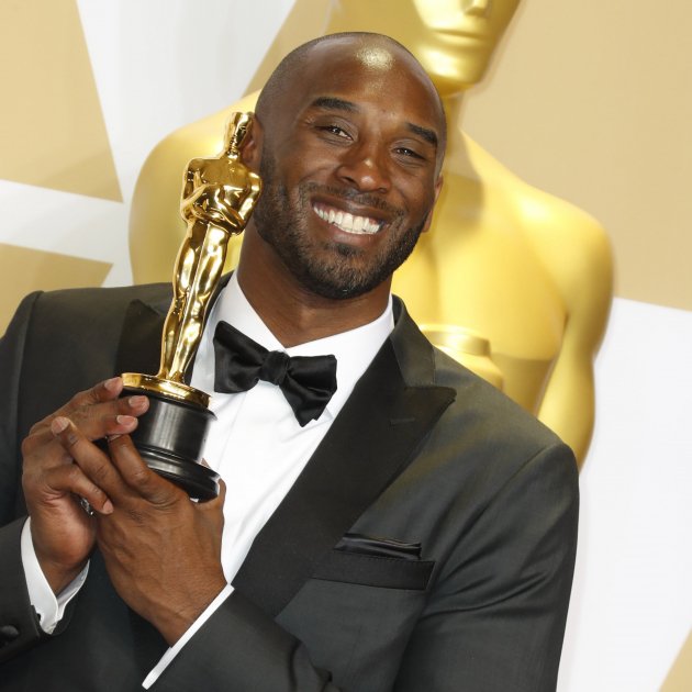 lopezdoriga's tweet photo. Aquí pueden ver 'Dear Basketball', el emotivo cortometraje animado que estelarizó Kobe Bryant, un auténtico poema al deporte ráfaga. Imposible no conmoverse 

(VIDEO) https://t.co/4mcayPYxas https://t.co/jNaiXDk4QY