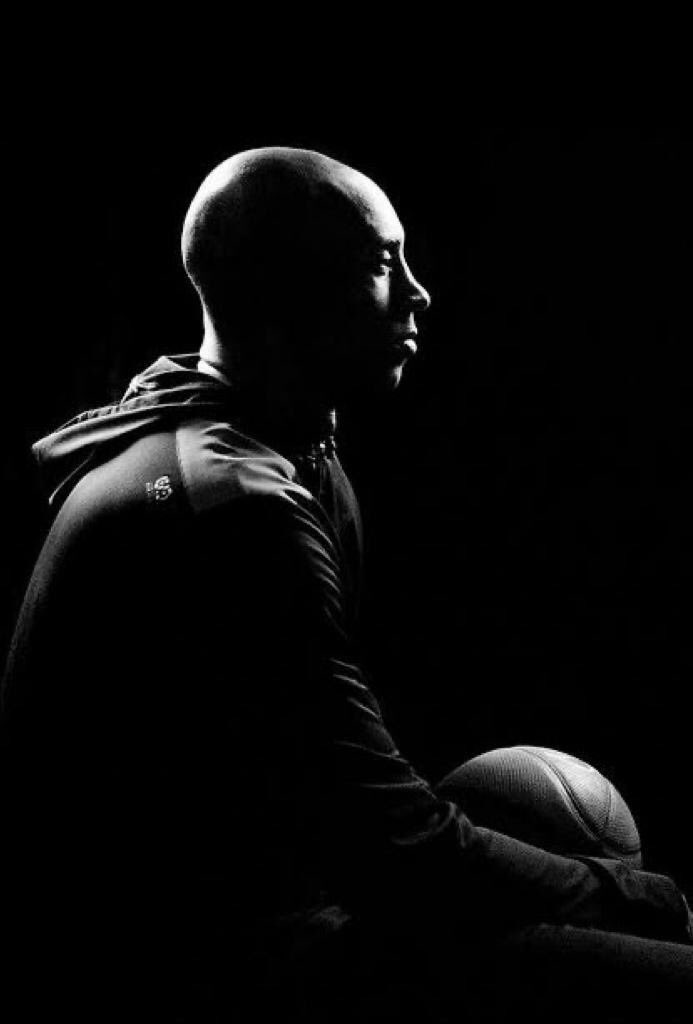 Hayat çok yalan ve garip.
R.İ.P #KobeByrant