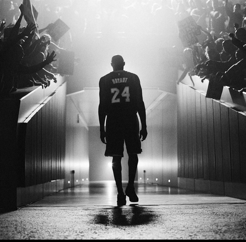cortez_bodega's tweet photo. 😥💔🕊 #RIPMAMBA https://t.co/tKTnII572n