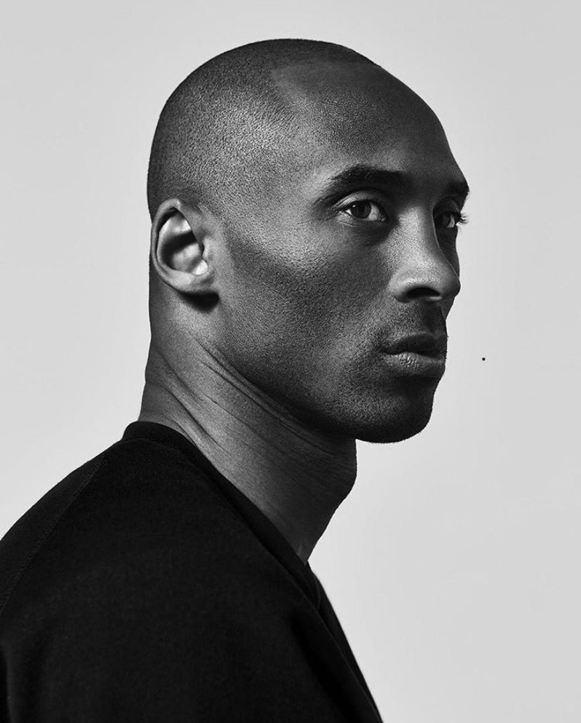 DavidViewfinder's tweet photo. @kobebryant @KingJames R.I.P. 💔 https://t.co/7kOjj4mjgC