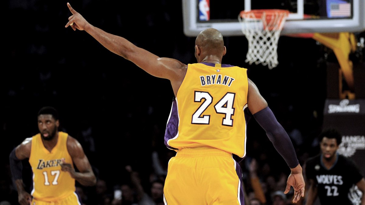 kobe bryant wearing jersey