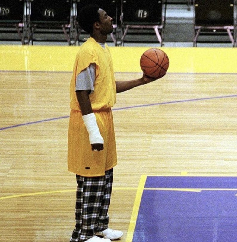 Still can’t believe... RIP <a href="/kobebryant/">Kobe Bryant</a> 🙏🏼🙏🏼🙏🏼