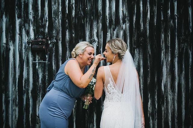 Light & Lace tweet media