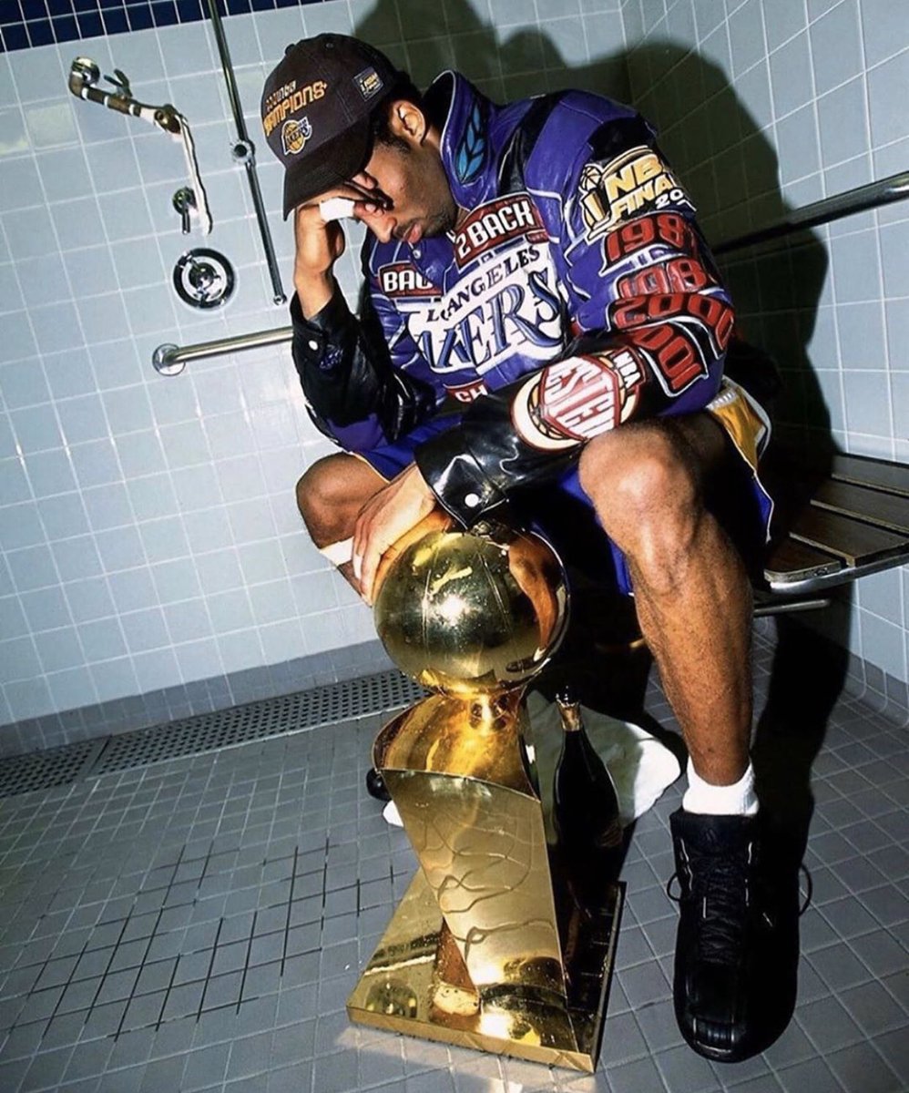 Gone far too soon. Rest In Peace Legend. 🙏💔🙏 #kobebryant