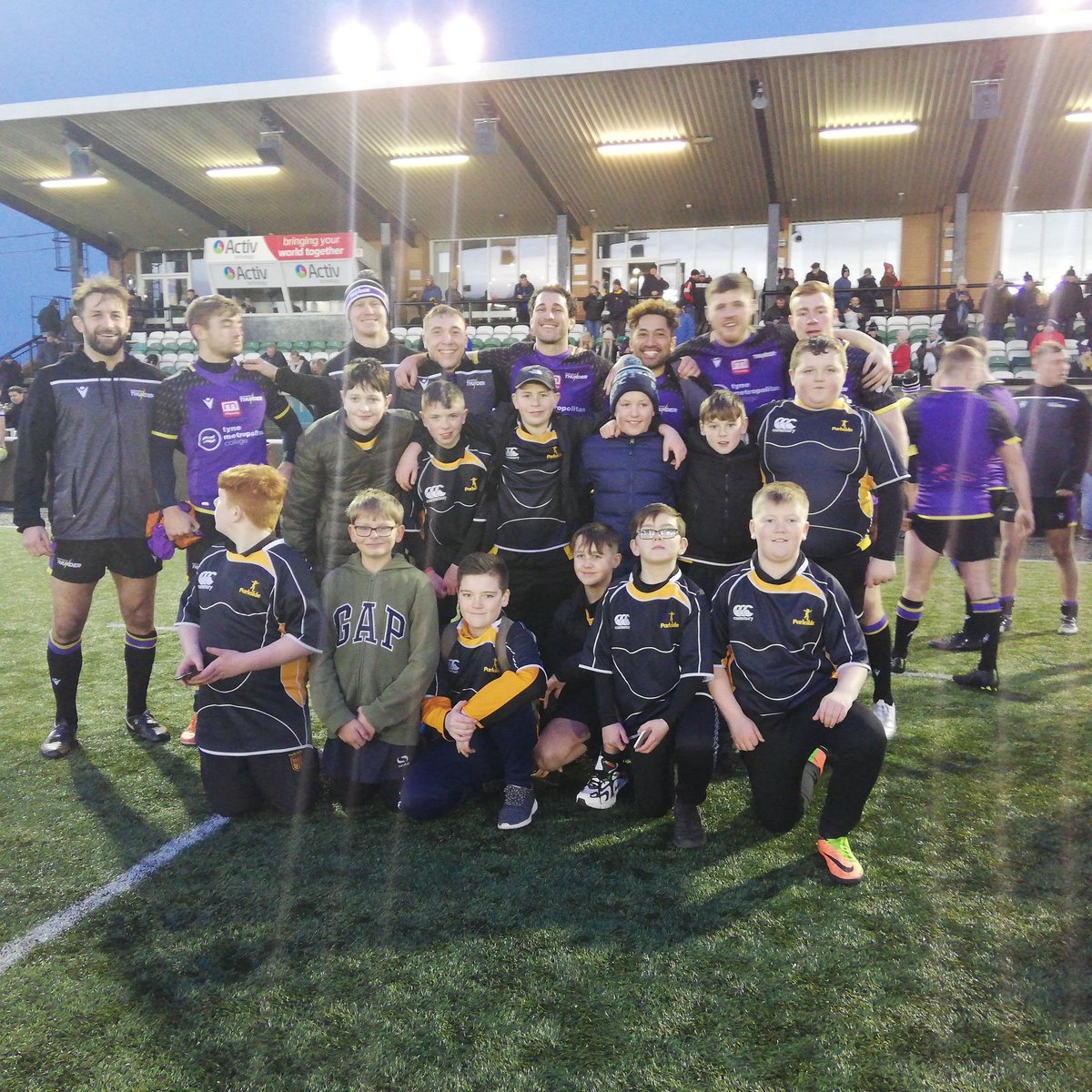 Thunder_cf's tweet photo. Great @ThunderRugby  festival today as we welcomed Parkside, St Joseph's, Haxham Middle school, Risedale and Gateshead.
There was lots of good rugby on show with players now joining @NorthEastRL clubs through our @SkyTryRL coaching.
Even the players had time after there Win. https://t.co/MKN5BhZ3o3