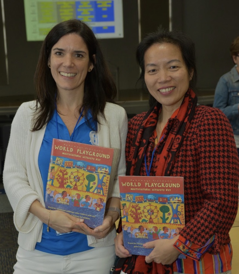 Putumayo @Putumayo brings you sights, sounds and cultures from around the world. 🌍Thank you for donating two multicultural activity kits for our raffle @EdcampWLMIA 2020!
#earlylang
