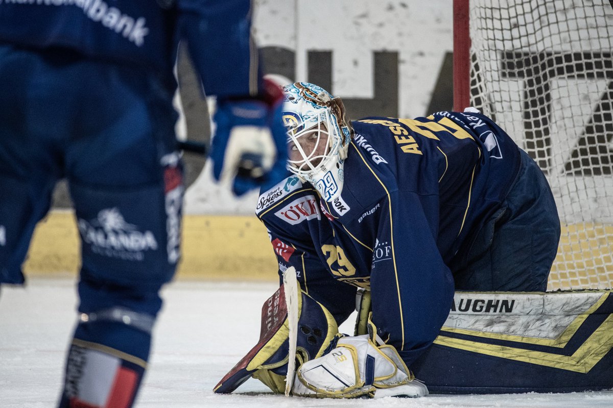 HCD_offiziell's tweet photo. Es war ein denkwürdiger Sonntagnachmittag, vielen Dank an die fast 5700 Fans die im Stadion waren und uns unterstützt haben. Wir wünschen euch eine guten Start in die neue Woche. Eine Woche, die mit 2 NL-Spielen und dem Cupfinal wiederum einige Highlights bietet.
#MythosHCD https://t.co/6dtJirglXS