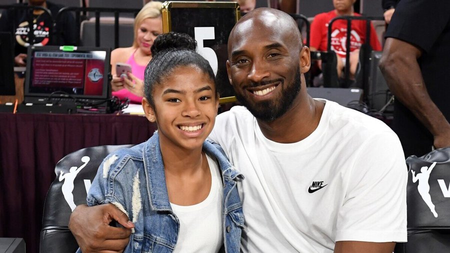 InsepsD's tweet photo. Rest in peace #MambaOut 

Il est parti avec son enfant 😣...
l'INSEPS présente ses condoléances à toute la communauté sportive...Une légende ne meurt jamais.

#BlackMamba #KobeBryant #RIPKobeBryant https://t.co/9Op4cbQYQq