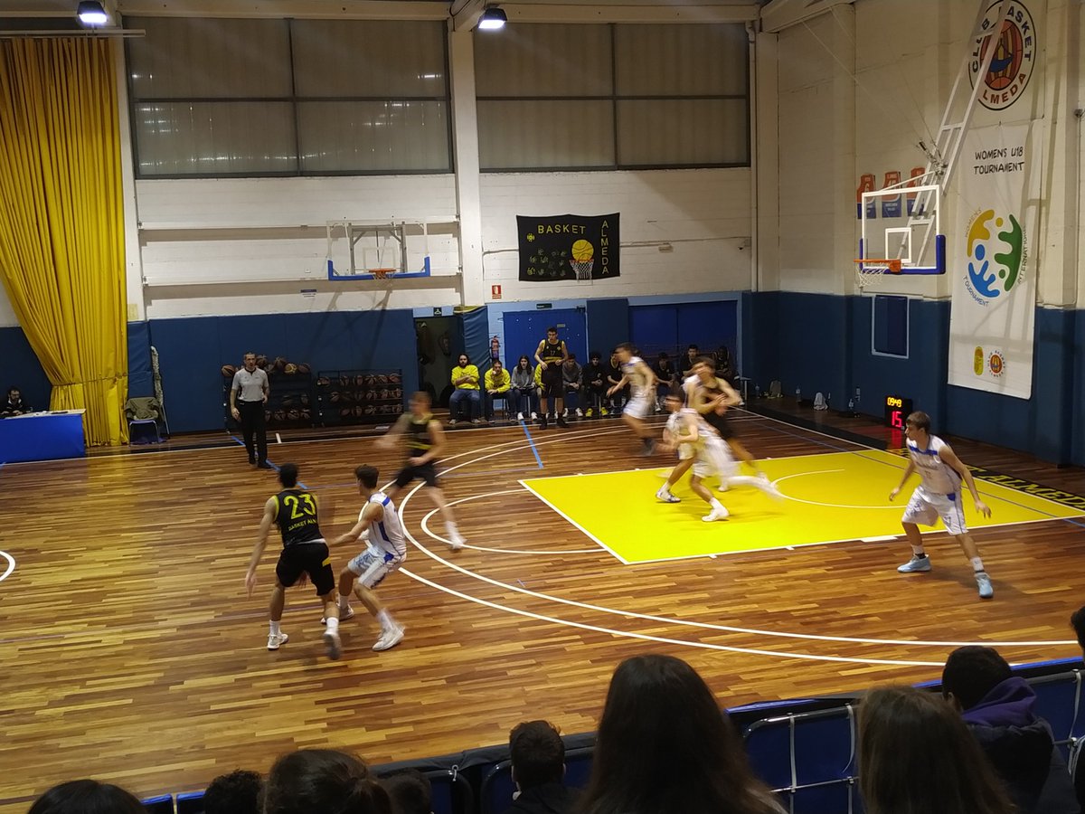 BasketAlmeda's tweet photo. Derrota del #J1M per 51-66 davant el @cbhospitalet #BàsquetAutèntic #AdnAlmeda https://t.co/pazy3aLNzS