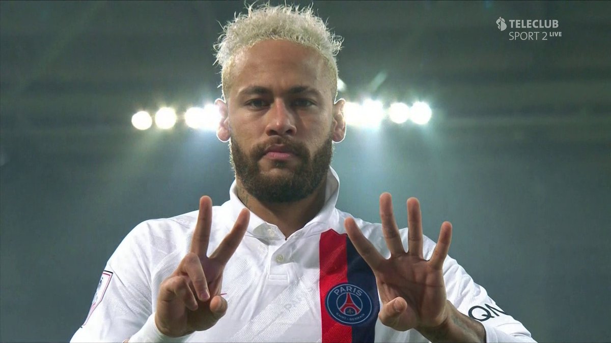 Footballtweet's tweet photo. Neymar dedicating his goal to Kobe Bryant. #24 🙏🏽 https://t.co/wOvRjeM2U6