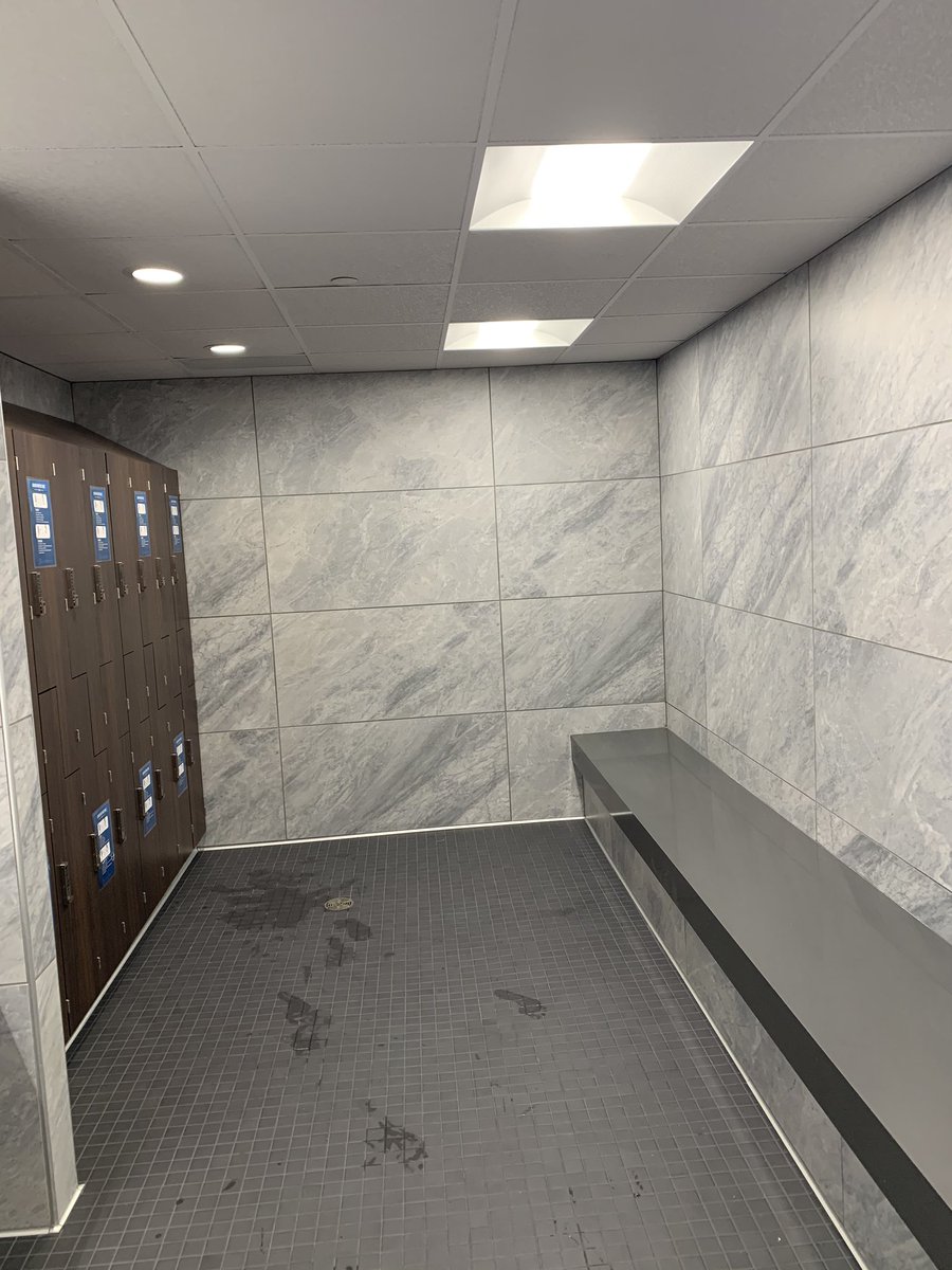 CMKellerTx's tweet photo. Check out the refurbished Men’s Locker at the Keller Pointe.  Very Impressive https://t.co/emmI0Ll5nn