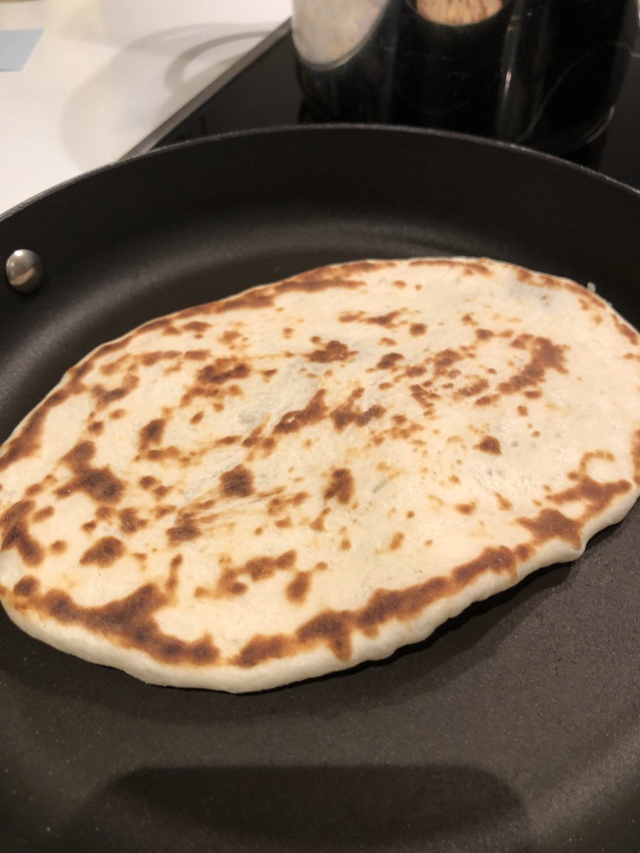 Það grípur mig einstaka sinnum yfirþyrmandi löngun til að eiga tandoor. #matartwitter