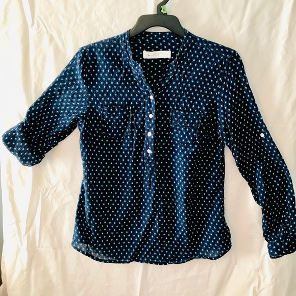 fpnewman1's tweet photo. So good I had to share! Check out all the items I'm loving on @Poshmarkapp from @heavenandangel_ #poshmark #fashion #style #shopmycloset #carvedesigns #josabank #cc: https://t.co/bTnMg4m3II https://t.co/cMV7xk2awV