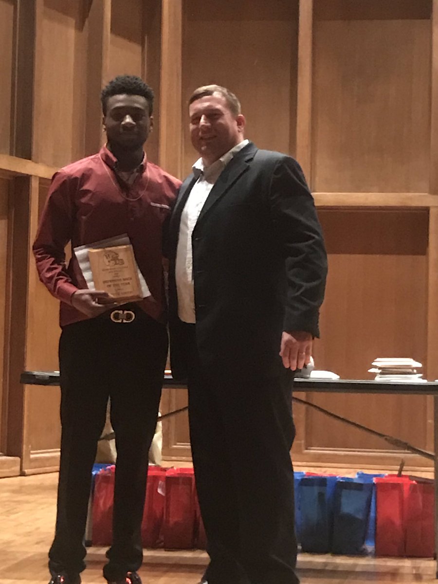 HanoverFTBL's tweet photo. Defensive Back of the Year- Kiefer Askew https://t.co/8ivYyE4FJy