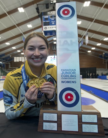 HISTORY HAS BEEN MADE! Manitoba’s <a href="/KarleeBurgess/">Karlee</a> is the first three-time women’s gold-medallist at the <a href="/NHAgriculture/">New Holland North America</a> Canadian Juniors. Details in our story ➡️ curling.ca/2020juniors/bl…

#CJCC2020