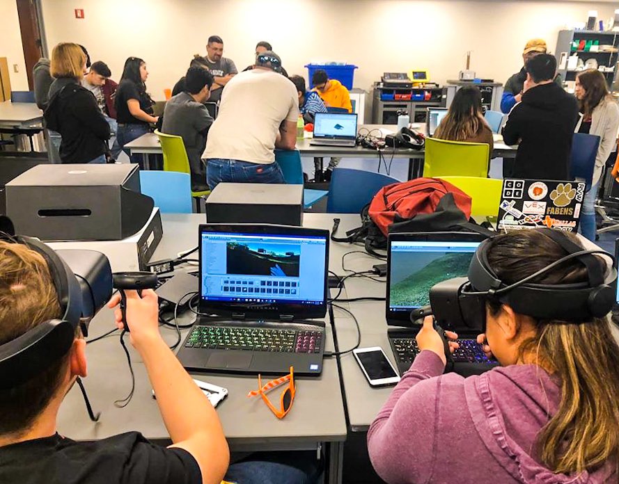 STTEFoundation's tweet photo. El Paso student innovators are preparing for Sun City Challenge sponsored by @ElPasoElectric.
Teams are designing renewable energy environments in Oculus VR.
Come to witness their innovations at STEAM2020 at UTEP April 24.
#suncitychallenge #STTEFoundation #VR #STEAM2020 https://t.co/733gGNBVOz