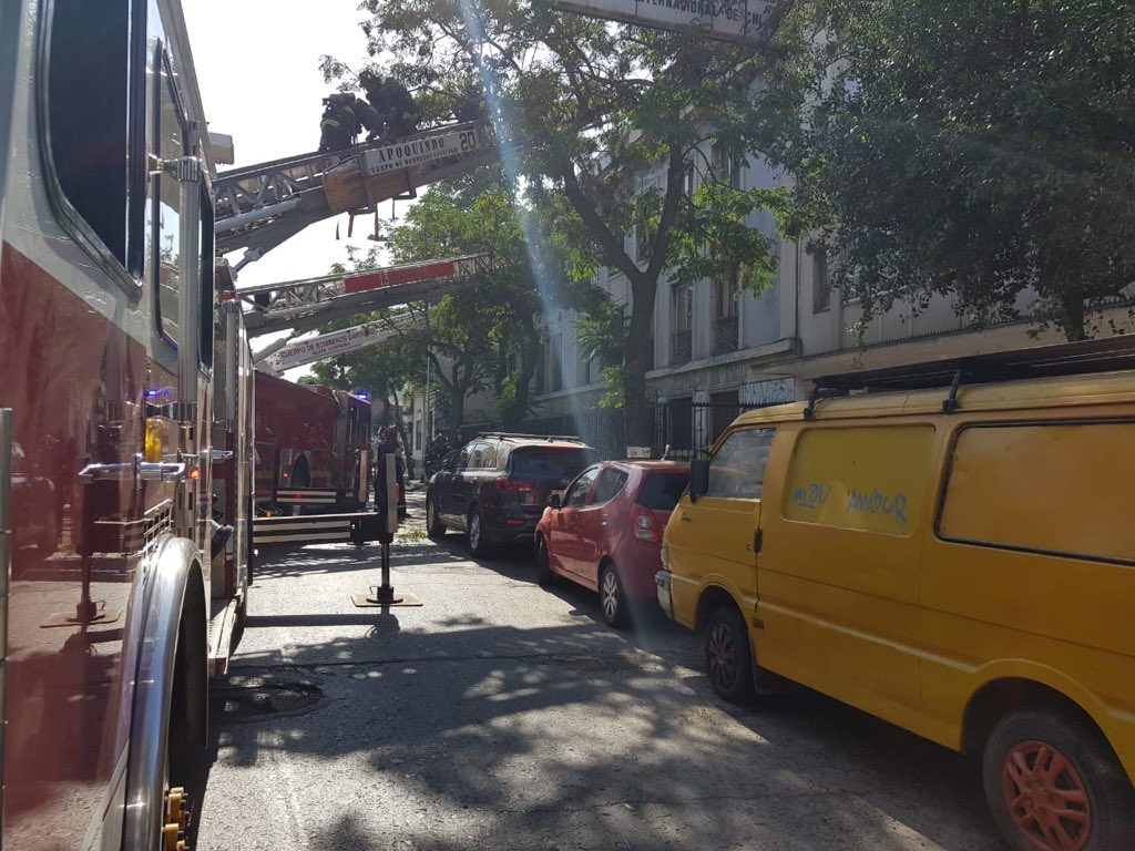 Last day of first week. Putting it all together   The importance of properly positioned apparatus. <a href="/fireengineering/">Fire Engineering</a> <a href="/fdiclive/">FDIC Live</a> @FDIC <a href="/mutualaidft/">m</a> <a href="/BobbyHalton/">Bobby Halton</a> <a href="/FireIreland/">Fire-Ireland.com</a> <a href="/DubFireBrigade/">Dublin Fire Brigade</a> <a href="/CorkCityFire/">Cork City Fire Brigade</a> <a href="/corkcountyfire/">Cork County Fire Service</a> <a href="/BillyGoldfeder/">Billy Goldfeder</a> <a href="/FFBehavior/">Bill Carey</a> <a href="/Commandsafety/">Christopher J. Naum, SFPE</a> <a href="/BostonFire/">Boston Fire Dept.</a>
