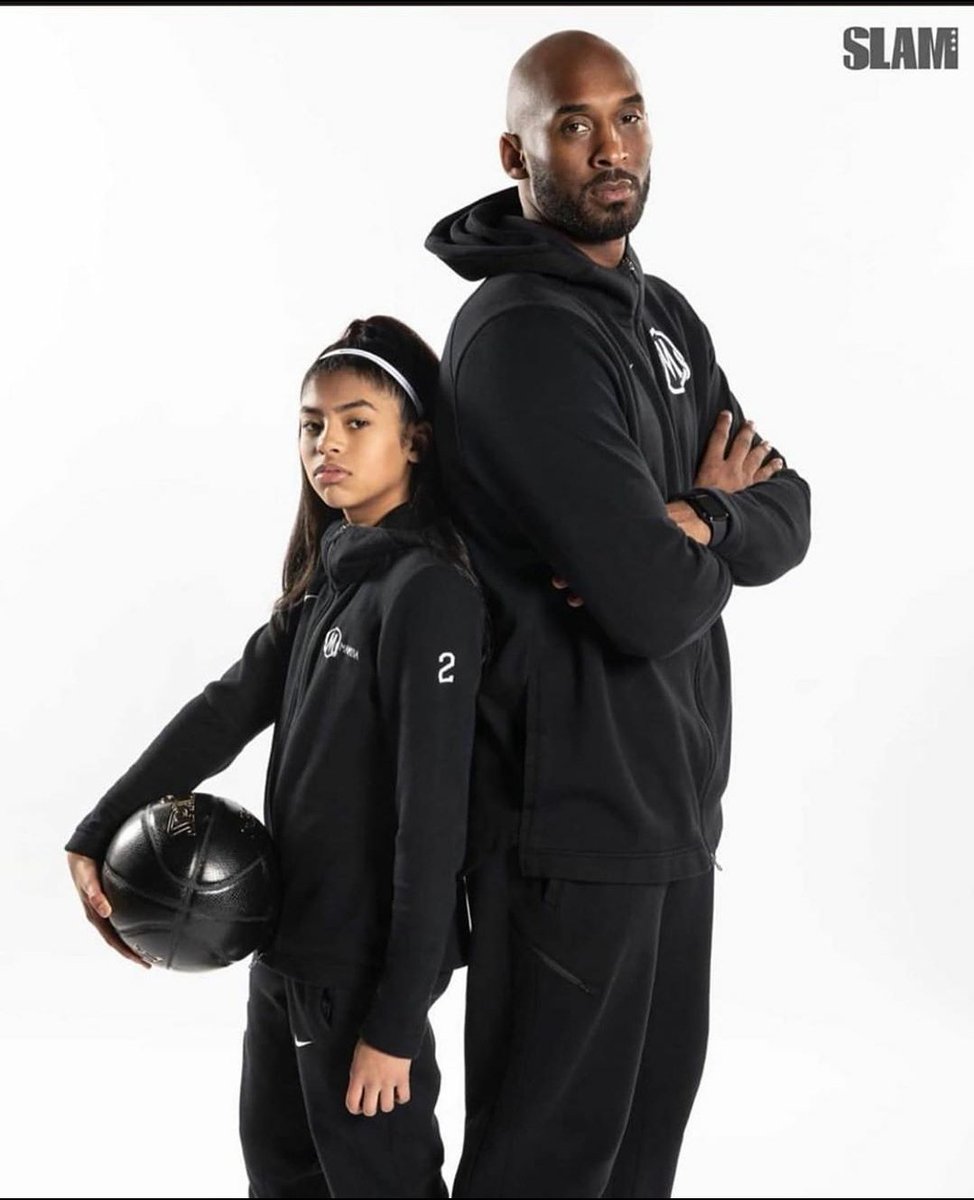 Poadie74's tweet photo. #ripkobe #ripgianna devastating 💔🕊🕊 https://t.co/HeoCrV9pg6