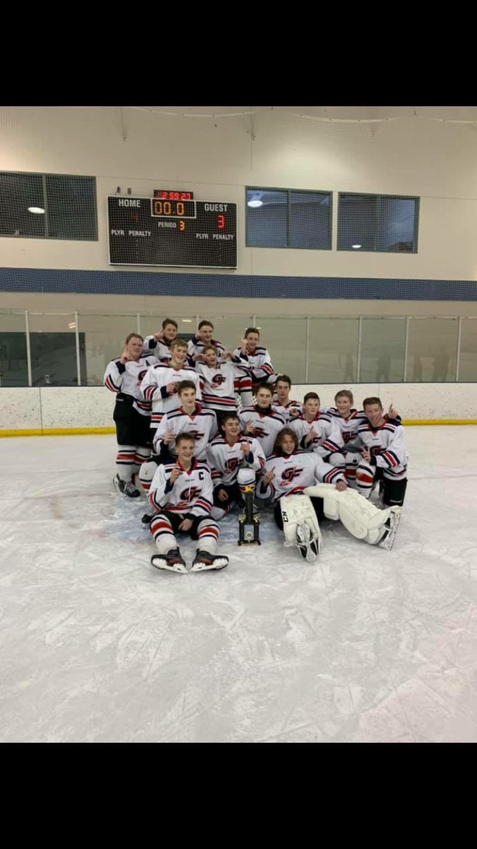 gfyhockey's tweet photo. Congrats to the Bantam A Blue team on their championship win in the Fargo Woodchipper tournament https://t.co/9mUIyA4x7h